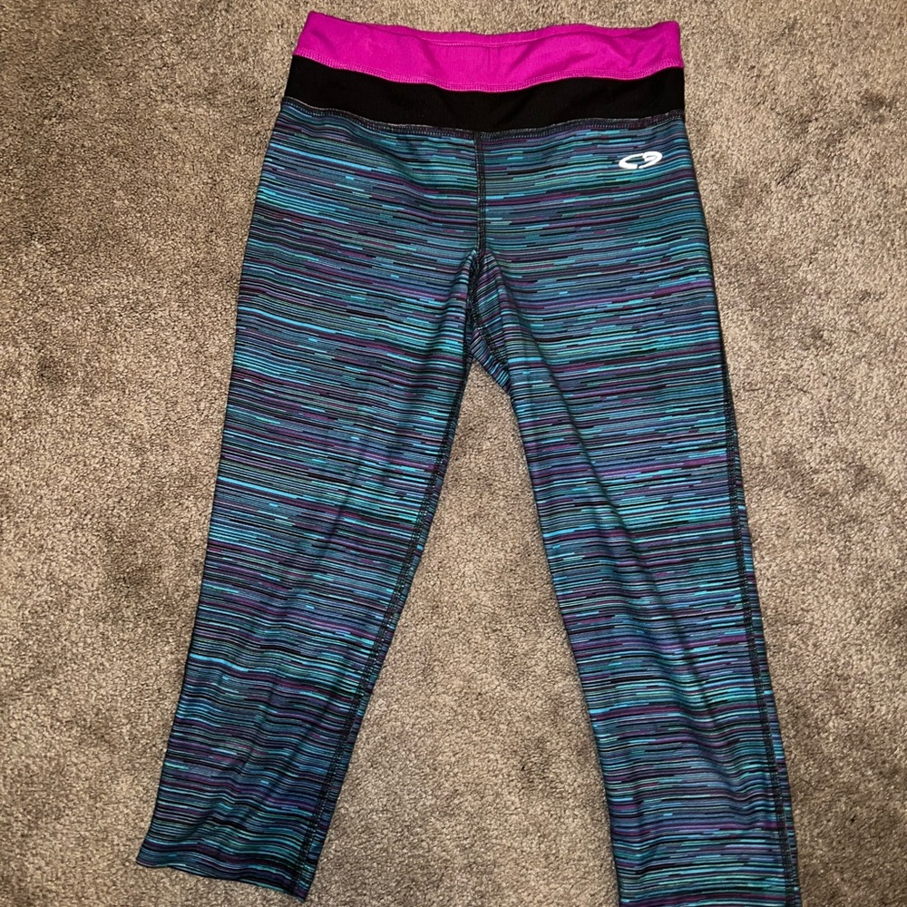 Girls Size 10-12 Cropped Leggings